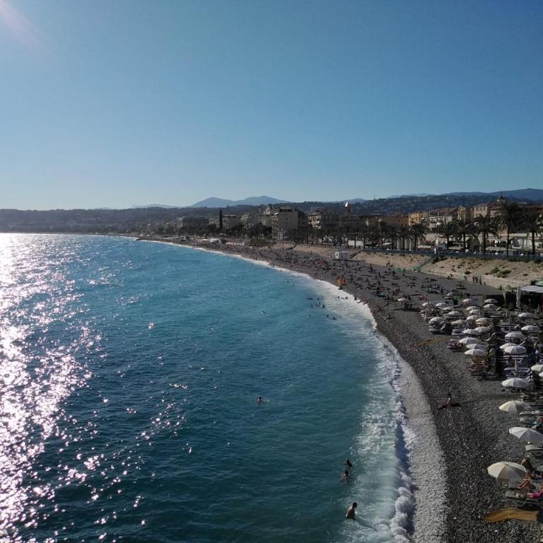 Appartement au cœur de Nice - Apartamento de 2 dormitorios - 62