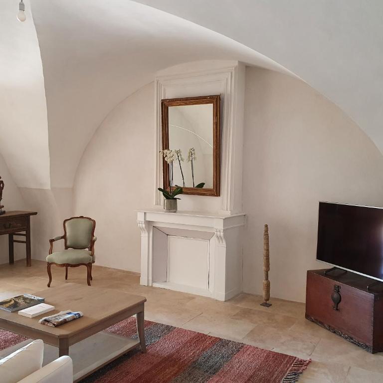 Les Canisses, magnifique appartement avec terrasse au cœur d'Uzès - Appartement 1 Chambre - 11