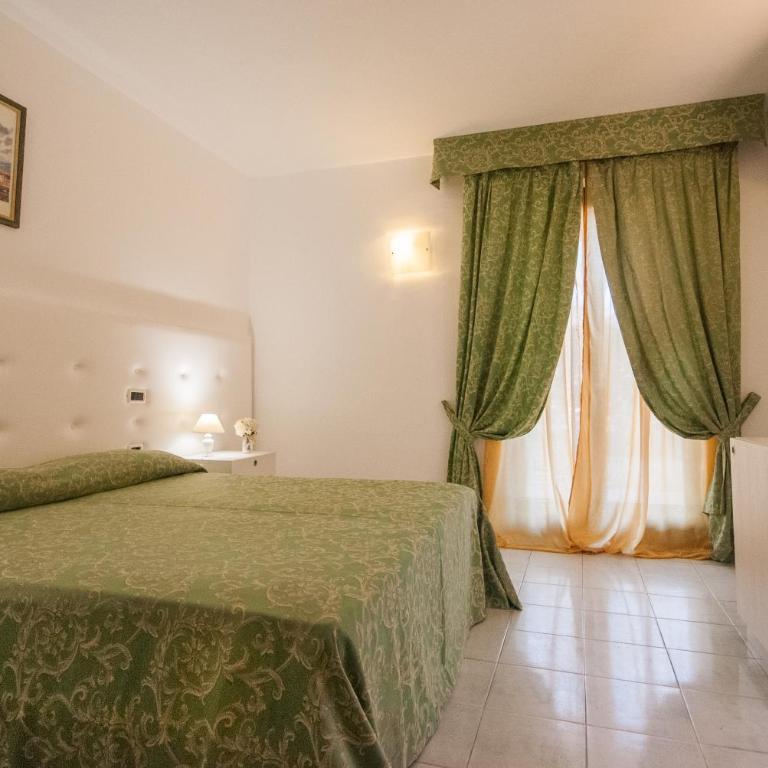 Hotel Residence Villa San Giovanni - Camera Matrimoniale - 5