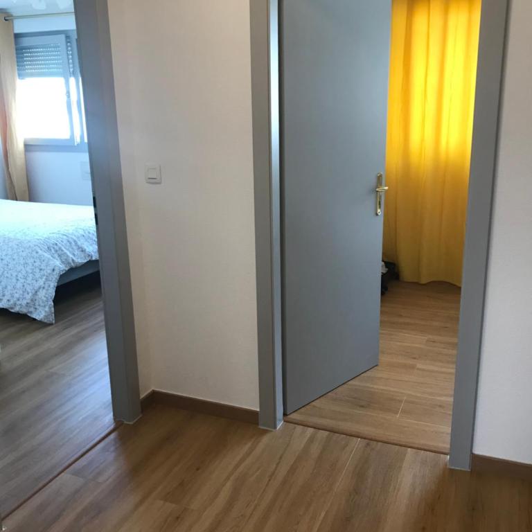 Sion City Mulhouse centre - parking et balcon-wifi 5G gratuit - Apartamento Deluxe - 7