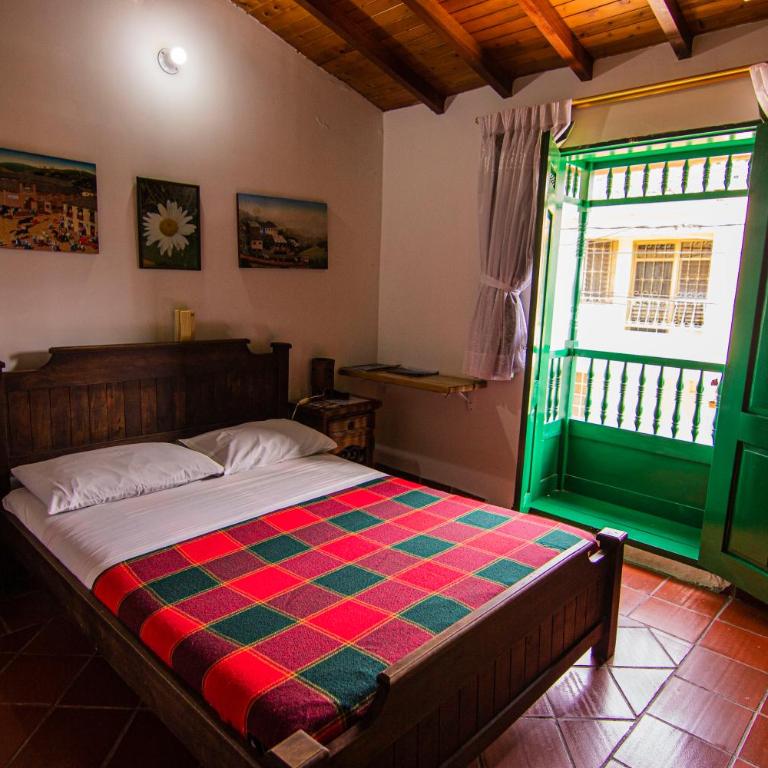 Hotel Cacique Chalalá - Habitación Doble con baño privado - 1