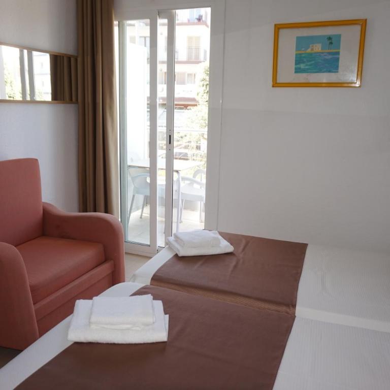 Hotel Hermes - Habitación Doble con cama supletoria - 2 camas - 1