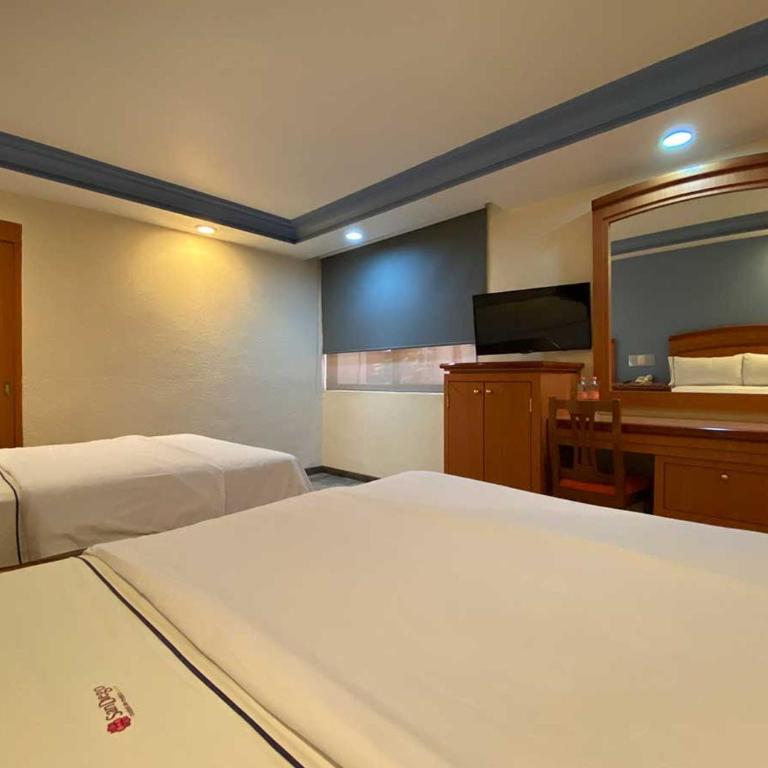 Hotel San Diego - Habitación Doble - 2 camas dobles - 9