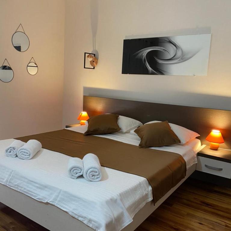 Pejovic Residence Budva - Apartman sa Pogledom na Bazen - 7