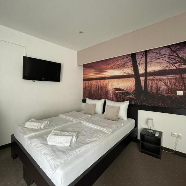 Apartments & Rooms Villa Zaad FREE PRIVATE PARKING - Studio with Sofa Bed - 8