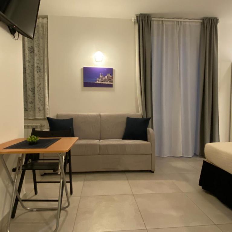 Alba rooms - Camera Tripla con Balcone - 14