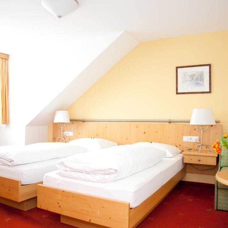 Hotel Kohlpeter - Doppel- oder Zweibettzimmer - 4