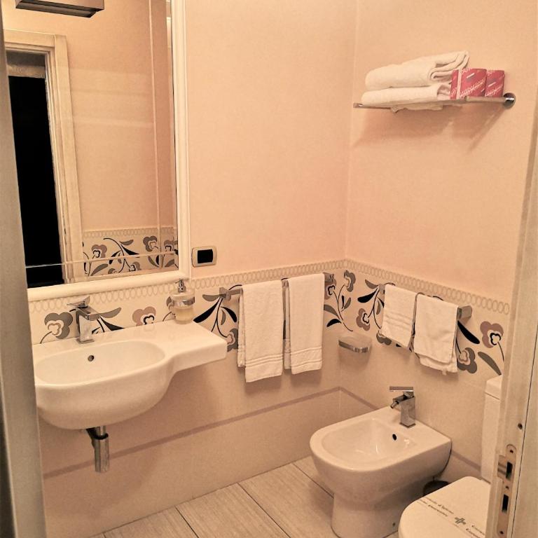 B&B Acireale - Il Cavalluccio Marino Fronte Mare - Suite Business con Vista Montagna - 6