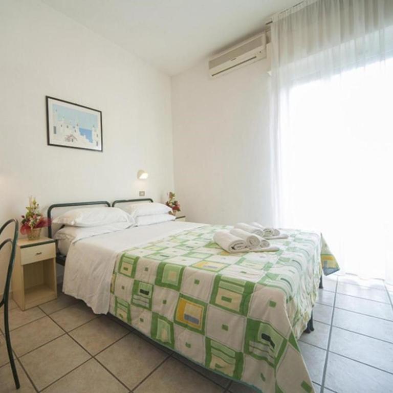 Hotel Gemini - Camera Classic Matrimoniale/Doppia con Letti Singoli - 2
