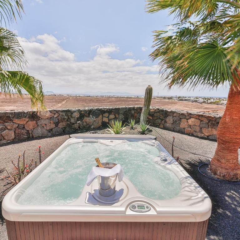 Sea Winds Lanzarote - Deluxe Villa - 8