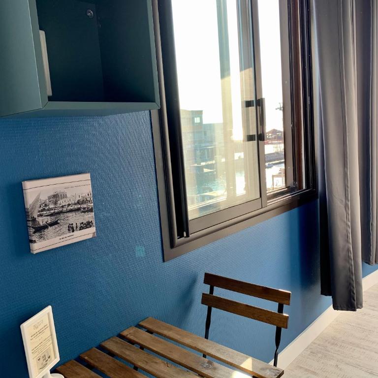 Hôtel Le Petit Baigneur - Chambre Double ou Lits Jumeaux Supérieure avec Vue sur Ville - 9