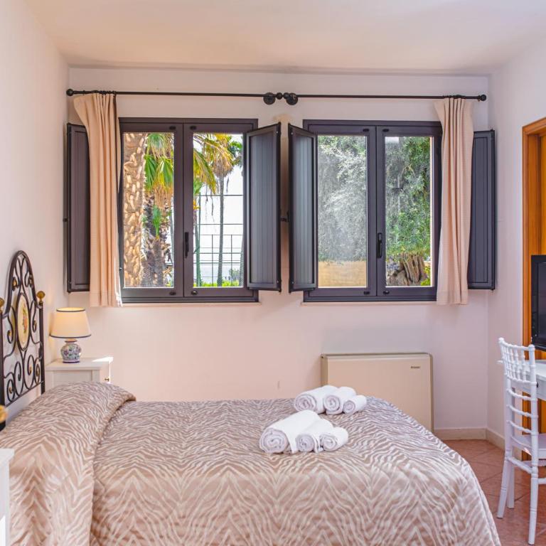 Nuovo Castello Crisilio - Triple Room - 9