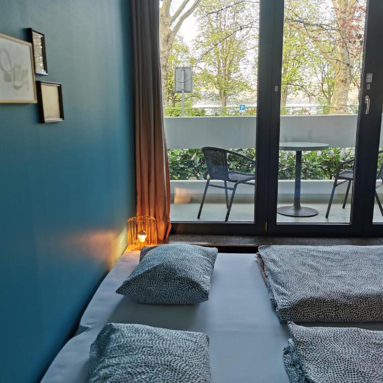 Backpackers Luzern - Budget Doppel-/Zweibettzimmer mit Gemeinschaftsbad - 7