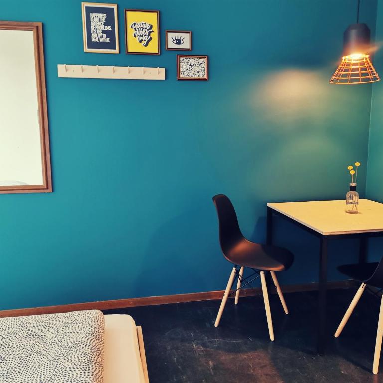 Backpackers Luzern - Budget Doppel-/Zweibettzimmer mit Gemeinschaftsbad - 8