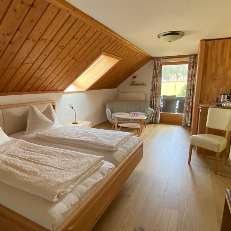 Pension Hohenau - Deluxe Doppelzimmer - 7