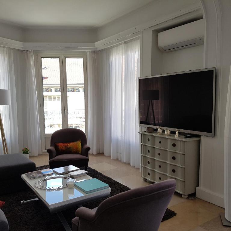 Appartement Centre ville carré d'Or - Apartment mit 2 Schlafzimmern - 7