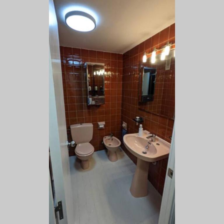 Jacob Apartament - Mas d'en Gran - Two-Bedroom Apartment with Terrace - 35