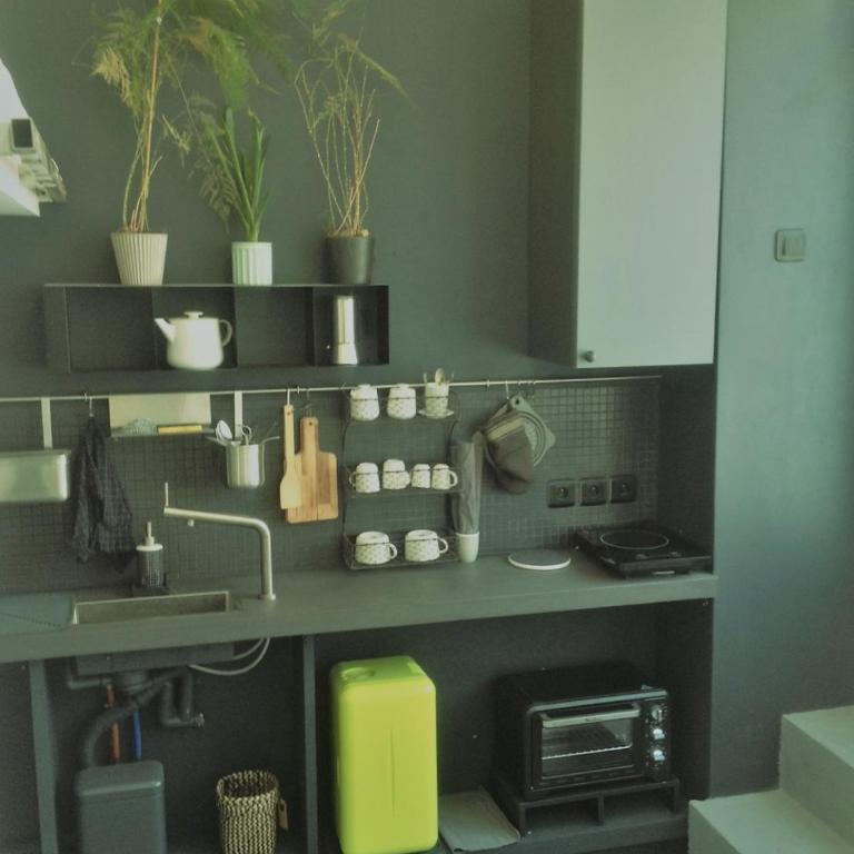 Small arty studio Menilmontant - Studio - 8
