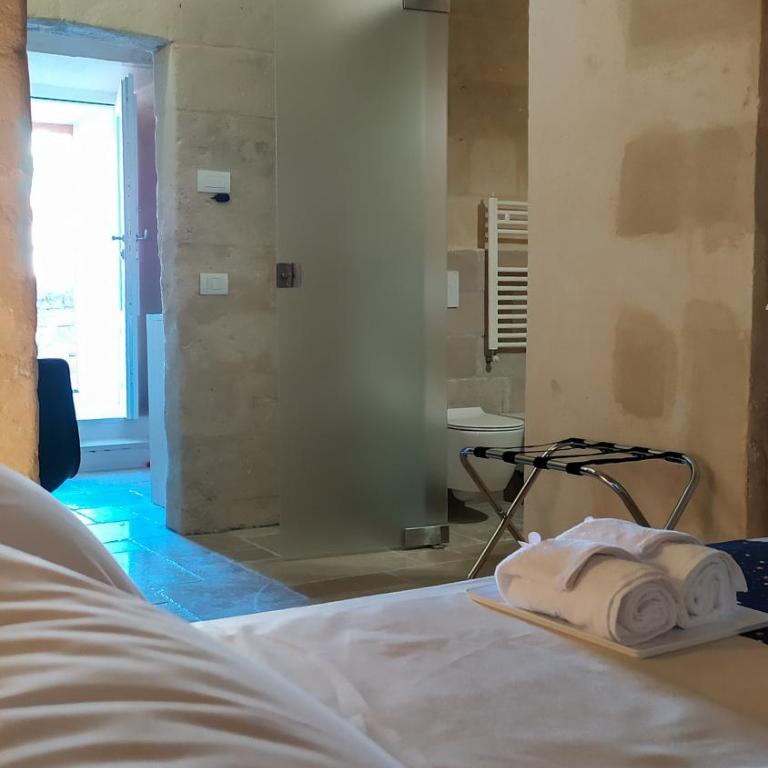 Loggia delle stelle - Camera Matrimoniale con Bagno Privato - 12