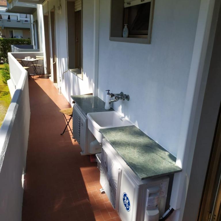 Beach House, 300 m dal mare, Marina di Massa - Apartment mit 2 Schlafzimmern - 25