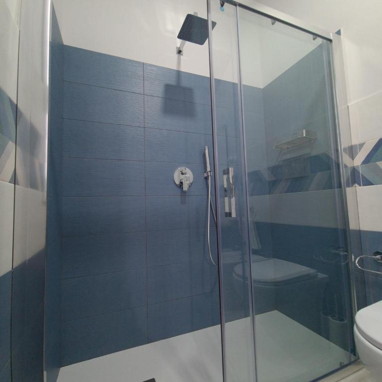 Bilateral B&B - Camera Matrimoniale con Bagno Privato - 9