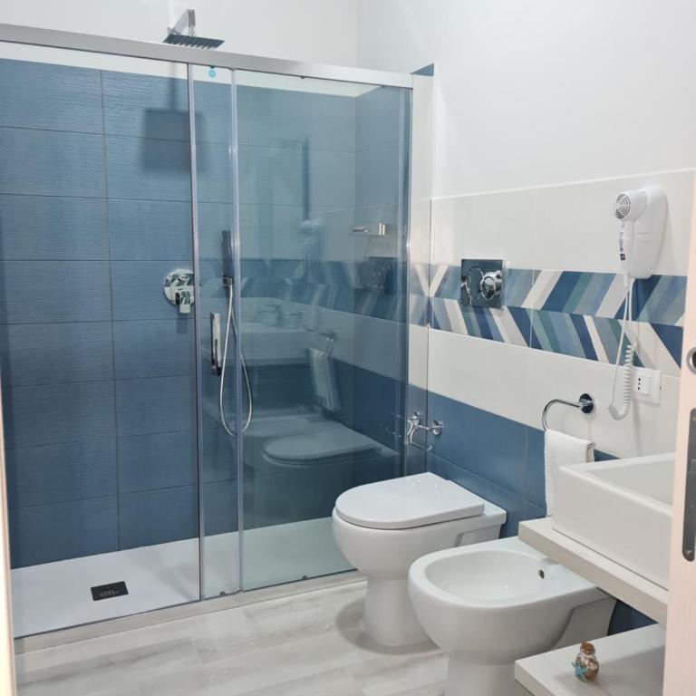 Bilateral B&B - Camera Matrimoniale con Bagno Privato - 7