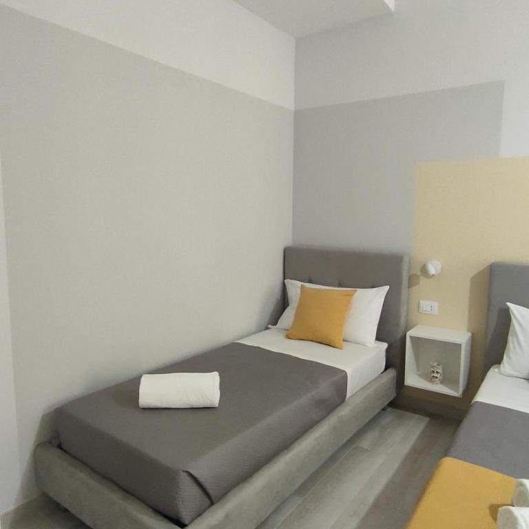 Bilateral B&B - Camera Quadrupla con Bagno Privato - 5