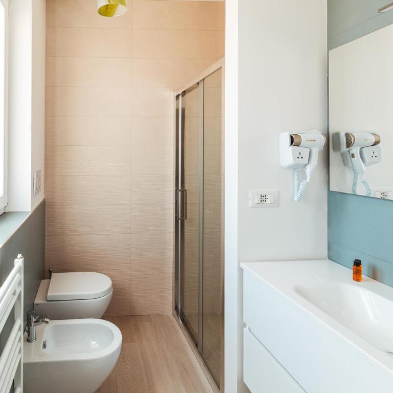 FeMa Apartment & Rooms - Housea - Camera Matrimoniale con Balcone e Vista Mare - 20