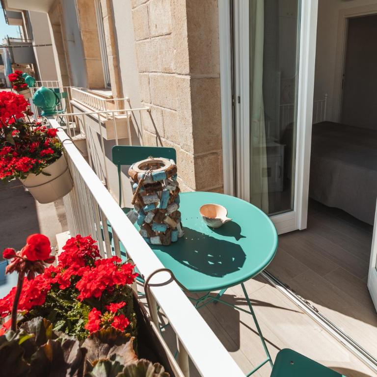 FeMa Apartment & Rooms - Housea - Camera Matrimoniale con Balcone e Vista Mare - 14