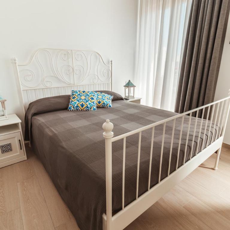 FeMa Apartment & Rooms - Housea - Camera Matrimoniale con Balcone e Vista Mare - 17