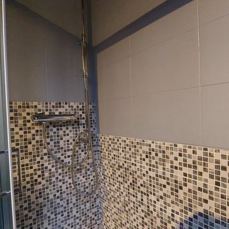 Marconi Rooms – Porta Leoni - Appartamento Superior con 2 Camere da Letto - 17