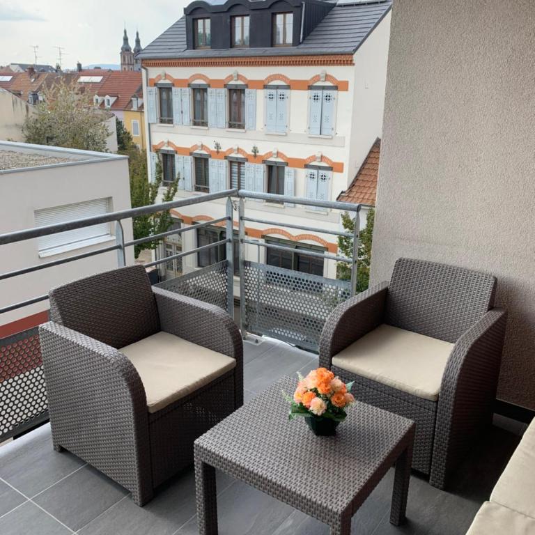 Sion City Mulhouse centre - parking et balcon-wifi 5G gratuit - Apartamento Deluxe - 21