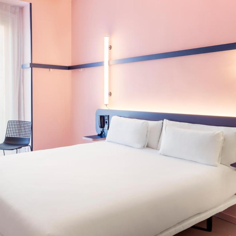 B&B HOTEL Madrid Centro Plaza Mayor - Premium Double Room - 1