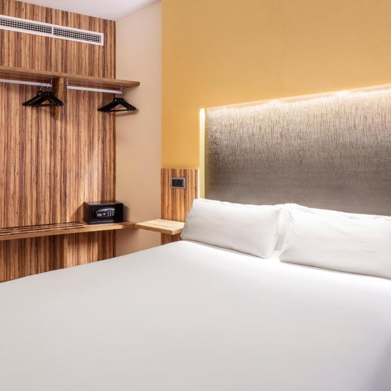 B&B HOTEL Madrid Centro Plaza Mayor - Premium Double Room - 2