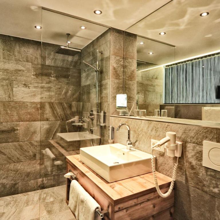 Alps Lodge - Chambre Double Confort avec Balcon - 6