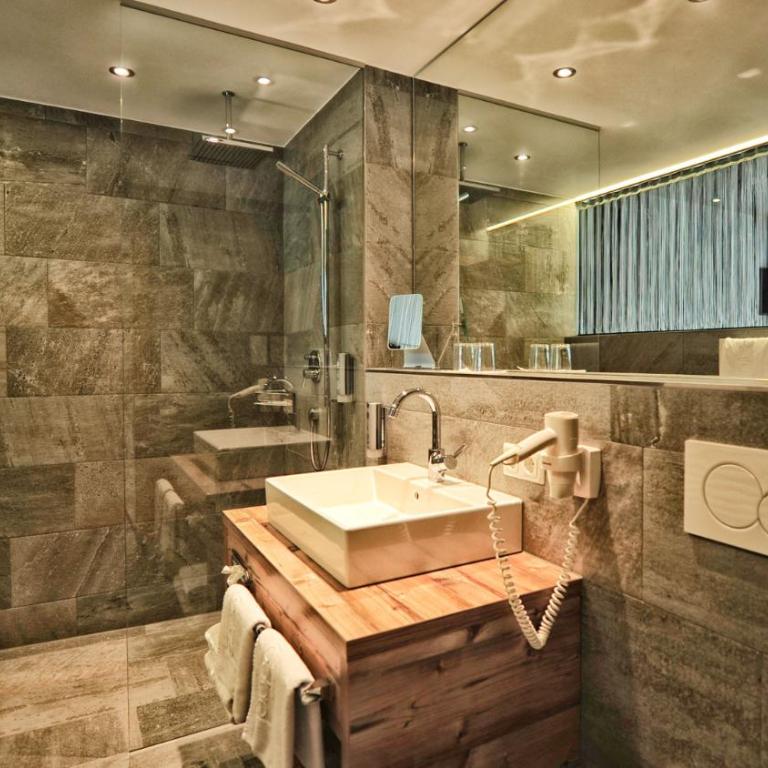 Alps Lodge - Grande Suite Confort avec Balcon - 1
