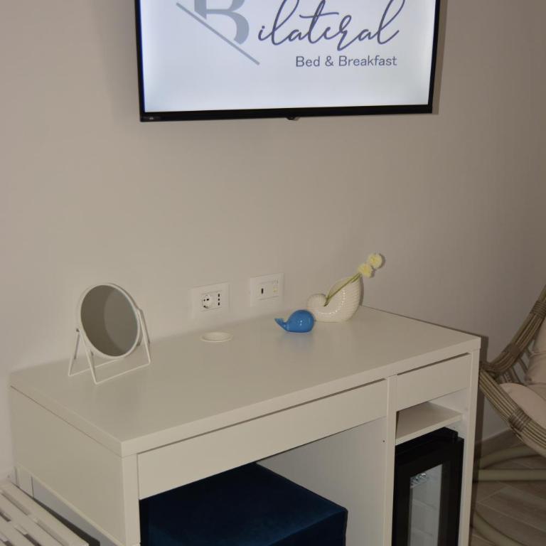 Bilateral B&B - Camera Matrimoniale con Bagno Privato - 11