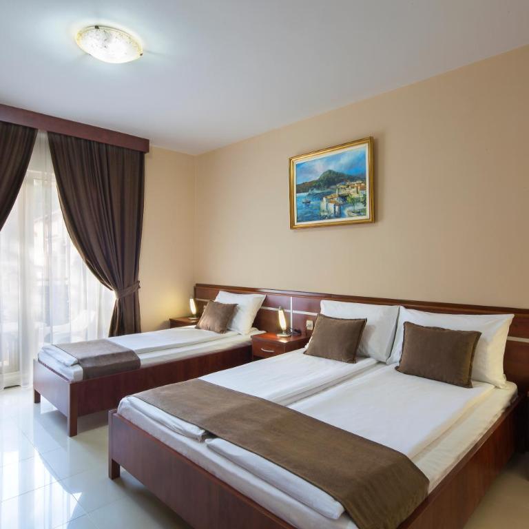 Apartmani Salus - Triple Room with Balcony - 2