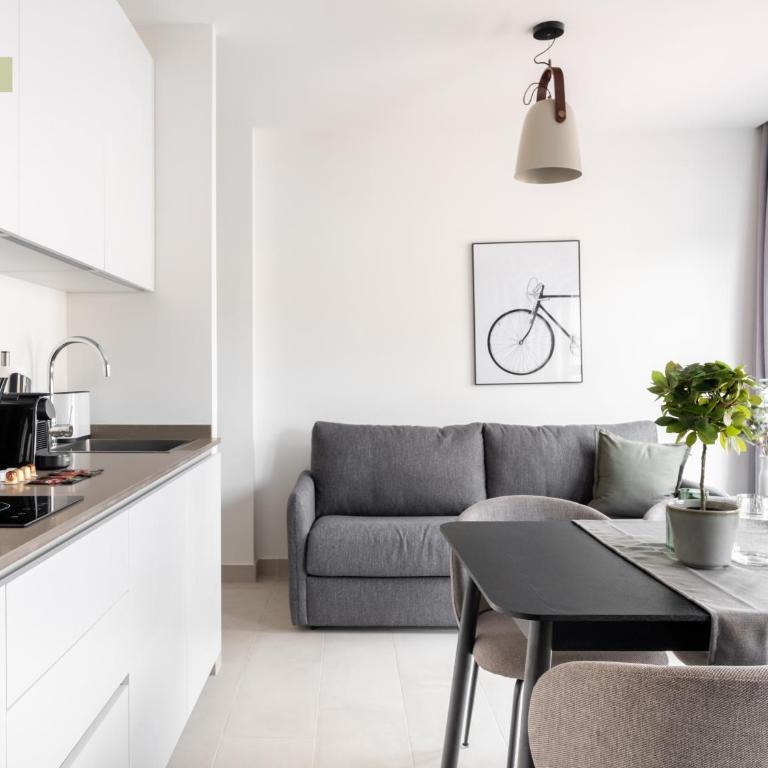 Limehome Sevilla Calle Torcuato Luca de Tena - Digital Access - Apartamento Estándar - 5