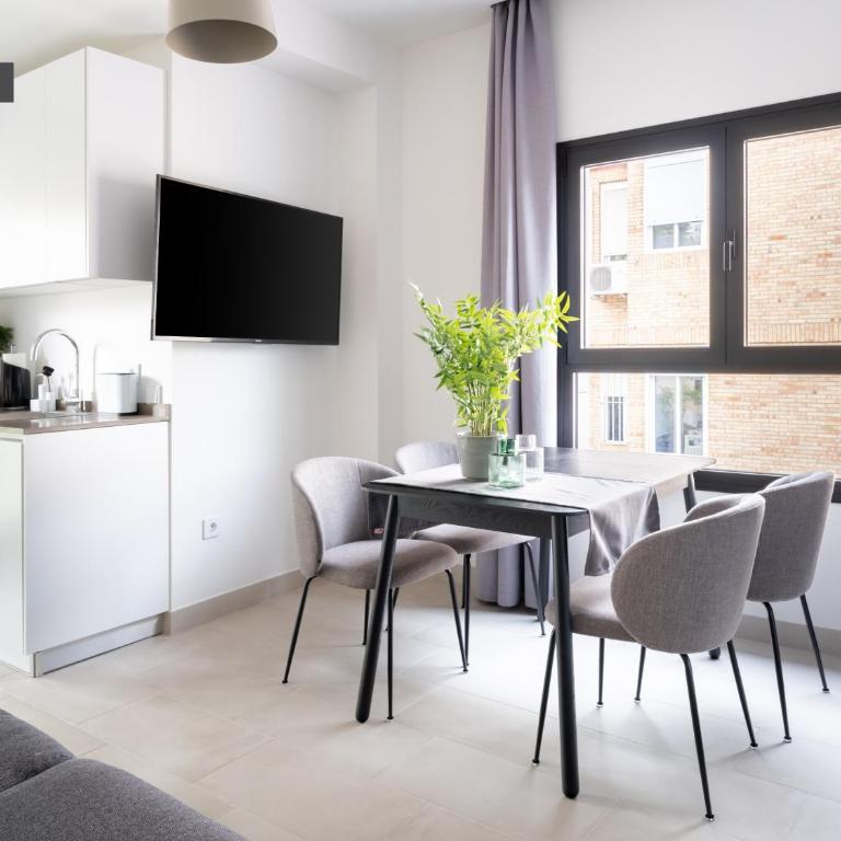 Limehome Sevilla Calle Torcuato Luca de Tena - Digital Access - Apartamento Superior - 9