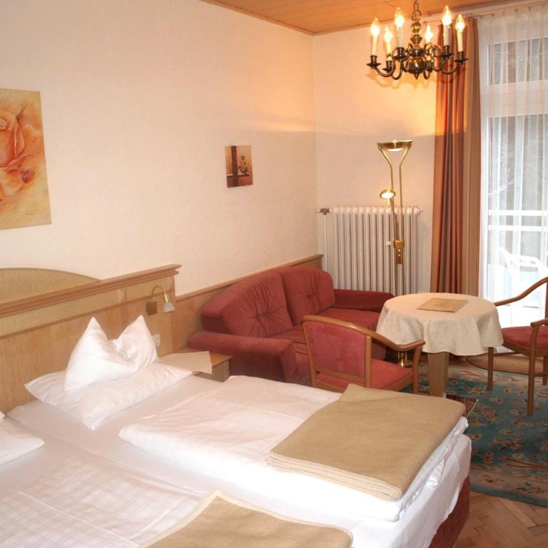 Hotel Alpenblick - Zimmer mit Balkon und Panoramaaussicht - 1