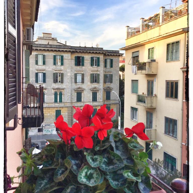 PIGNETO VILLAGE B&B Roma Apartment with Balcony Metro C - Appartamento con Balcone - 55