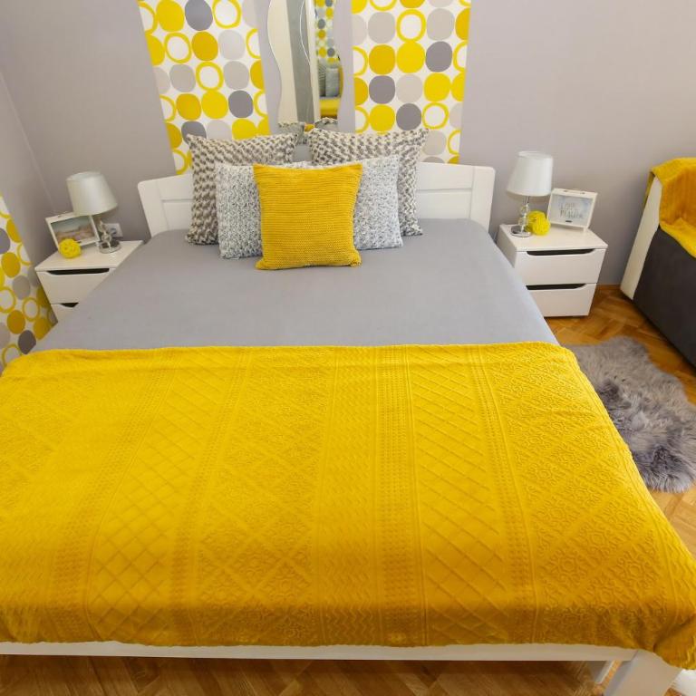 Welcome Center - One-Bedroom Apartment - 5