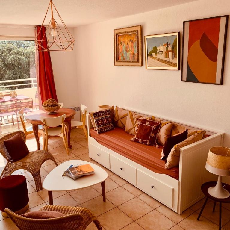 Le Saint Loup (terrasse et parking) - Apartment mit 2 Schlafzimmern - 26