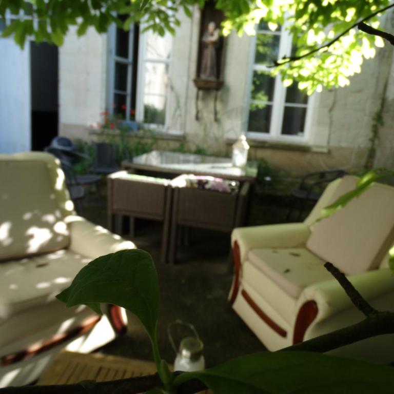 Vue splendide sur Chateau - Studio - 10