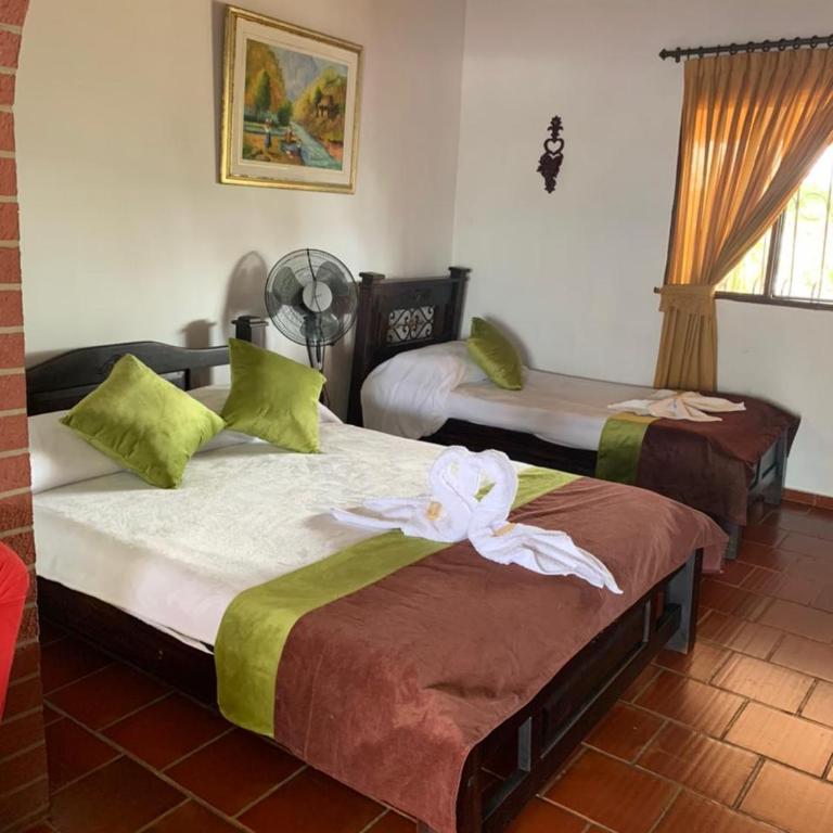 Hotel Campestre la Loma curiti - Suite Familiar - 1
