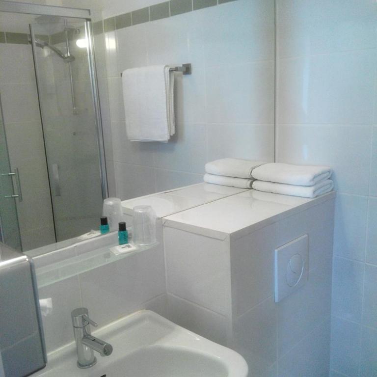 Hôtel Brimer Cannes - Double Room with Balcony - 2