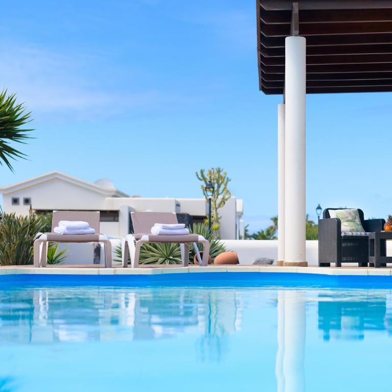 Casa La Goleta, Volcán y Mar - Two-Bedroom House - 1