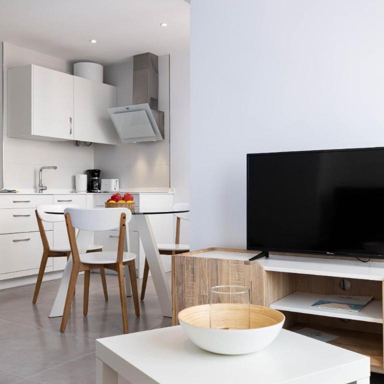 YourHouse Monges Apartment with sea views - Two-Bedroom Apartment - 6