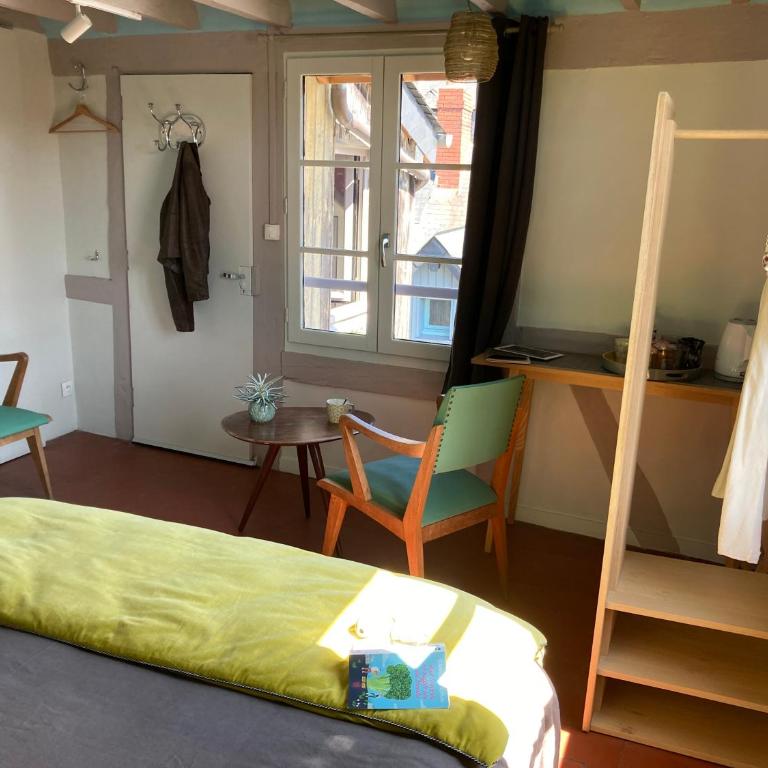 Chambres chez l'habitant Capucine - Grande Chambre Double - 9